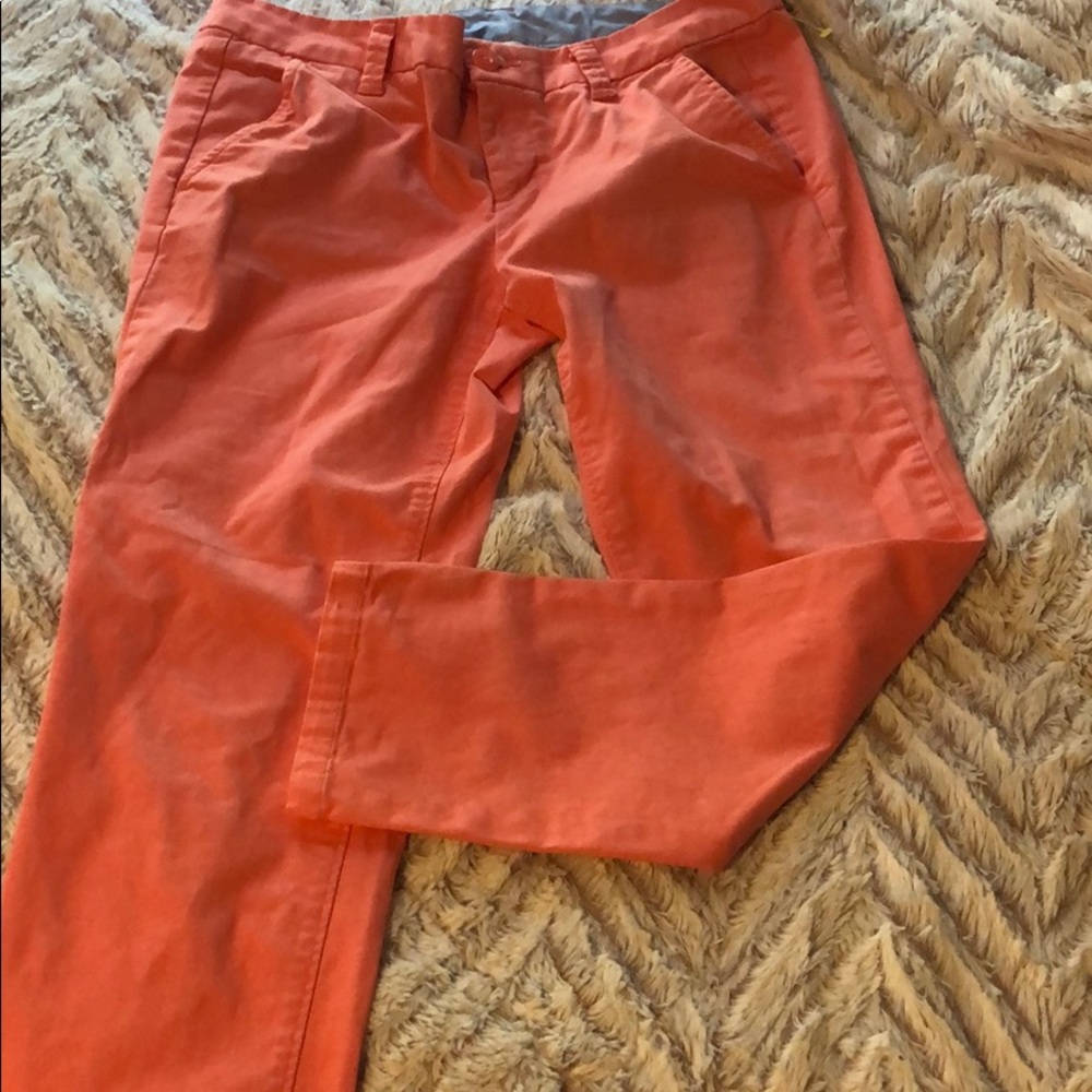 Super adorable 💕😍💋 mid rise peachy pants